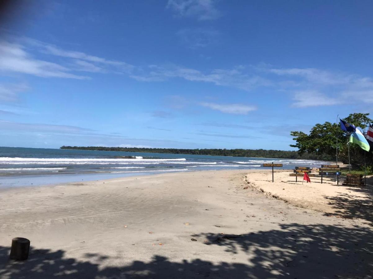 Hotel Green Mountain Cahuita Bagian luar foto