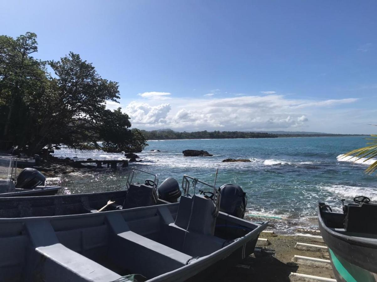 Hotel Green Mountain Cahuita Bagian luar foto