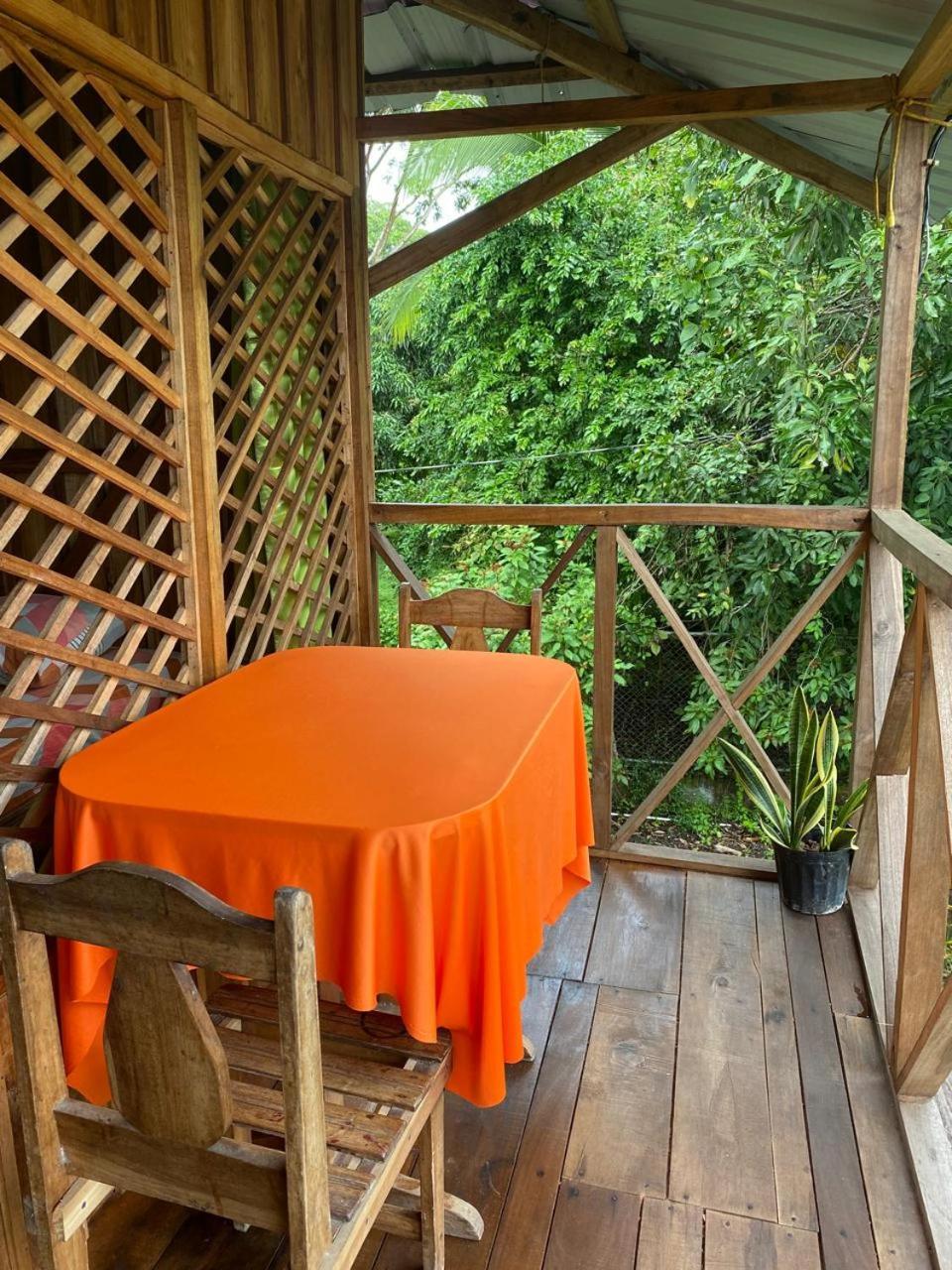 Hotel Green Mountain Cahuita Bagian luar foto